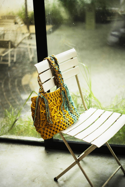 Rangeen Shoulder Bag
